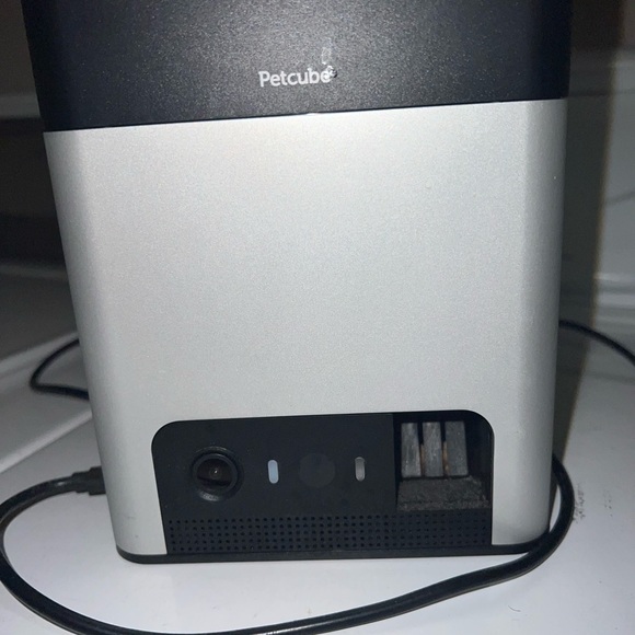 love this for my puppies! give them treats well your away - Picture 3 of 3